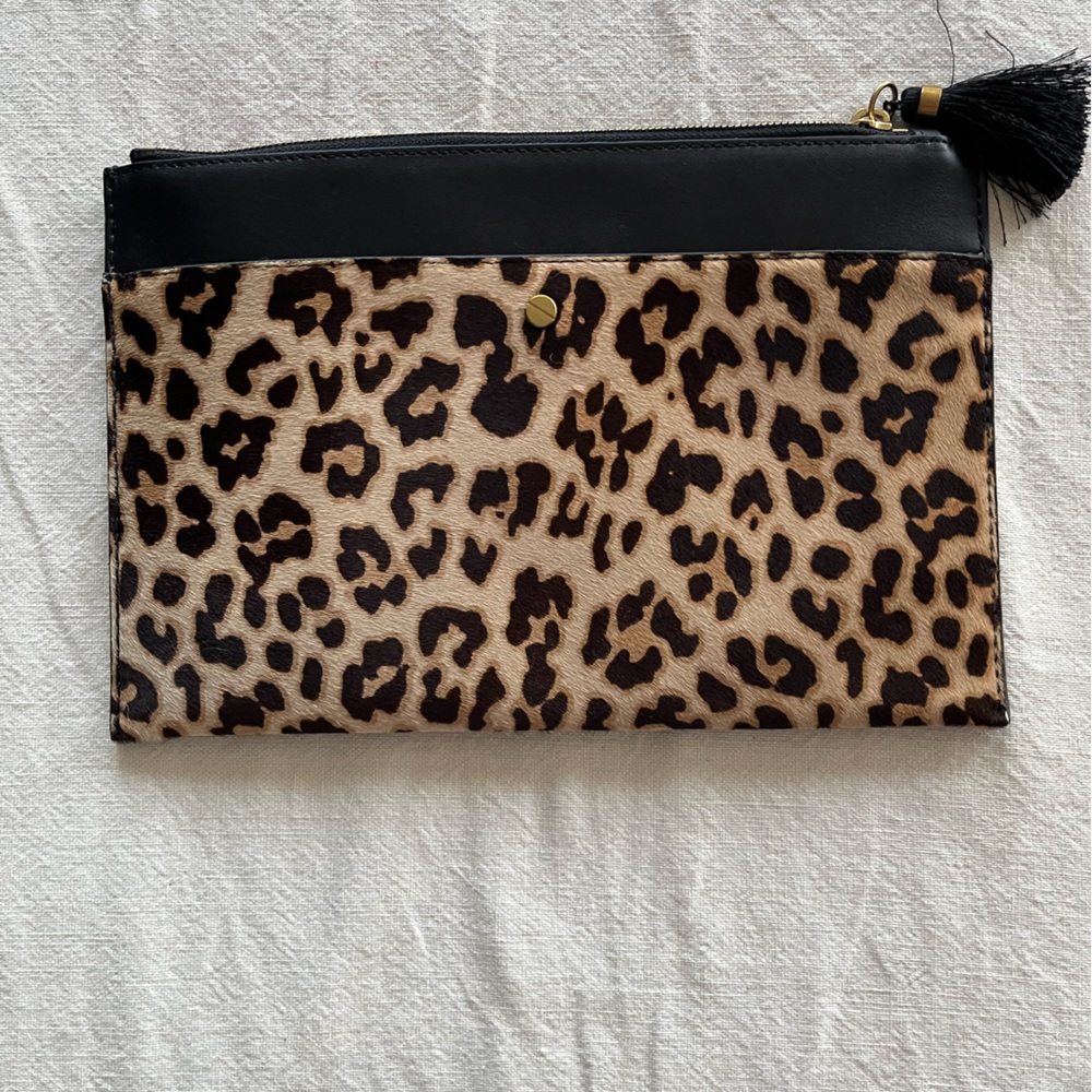 J crew woman’s clutch
